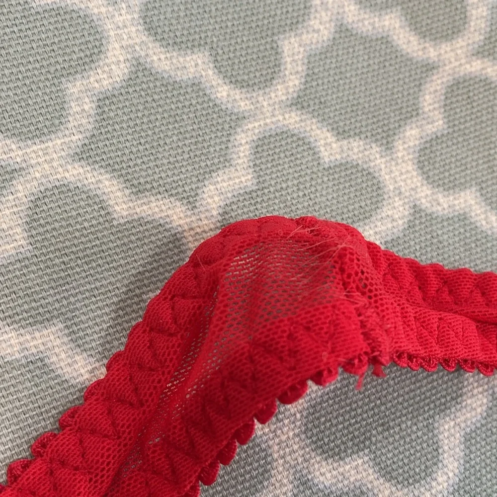 Vintage Victoria’s Secret Sexy Little Things Red Sequin Bow Mesh Thong L